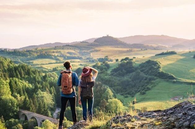 Cuáles son los beneficios del senderismo: físicos y mentales